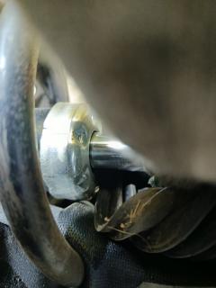 Стойка амортизатора на Mitsubishi Chariot Grandis N84W 4G64 Фото 5