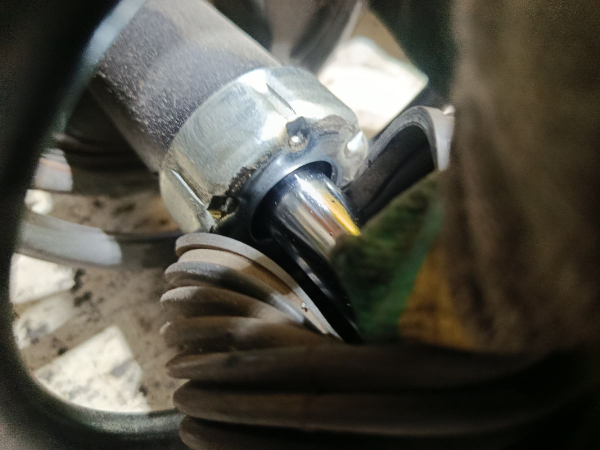 Стойка амортизатора на Nissan Bluebird Sylphy QG10 QG18DE Фото 3