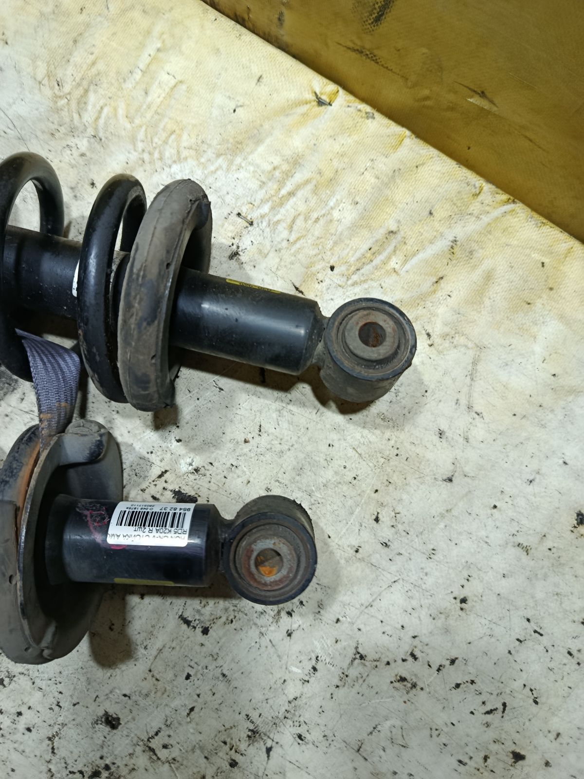 Стойка амортизатора 19-173580, 27-K47-A, 313 769, 341463, 341488, 52610SKNG01, 52611-S9A-A03, 52611-S9A-A12, 52611-S9A-G02, 52611-S9A-N02, 52611-S9A-N03, 52611-S9E-T03, 52611-S9H-K01, 52611S9AA02, 52611S9AG04, 52611S9ET12, 52611SKNG01, 52620-S9A-A4, 52620S9AA03, 52620S9AA04, 52620S9AA12, CR-049-2139, CR-049R-RD4, CR8824, SJ-049-2139, SST0025, ST-049-2139, ST-049R-RD4 на Honda Cr-V RD5 K20A Фото 2