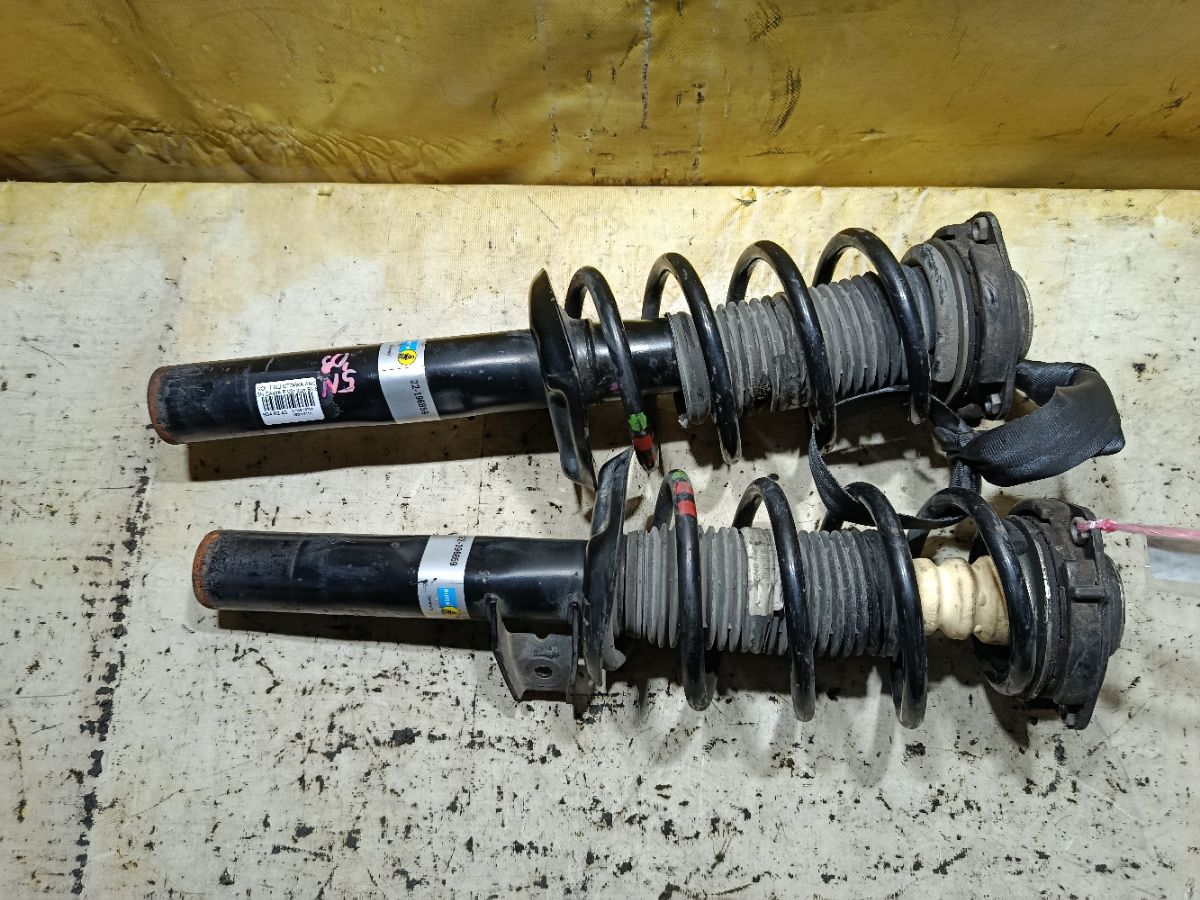 Стойка амортизатора 062471GB, 0730175, 10 4746, 10 SAF 00005 000, 103993, 1060140141, 1142107000, 1142107009, 1142107900, 126 623 0015, 20335017, 20887, 208872, 22-183750, 22183750, 22196859, 22648F, 2307G023F, 2340332, 304043, 312 643, 312643PCSMS, 335 8000, 335814, 3404G, 36-E64-B, 3C0413031BC, 42039308SX, 42141623, 46201Z, 5N0413031AA, 5N0413031AD, 5N0413031AK, 5N0413031AL, 5N0413031AM, 5N0413031K, 5N0413031L, 5N0413031T, 65473404, 742248SP, 824904003291, 824904004148, 824904004149, 824904004152, 824904004153, 854S0665, 854S1731, 854S2405, 87101431SPORT, 87411515SPORT, 87411546SPORT, 8J0413031L, 8J0413031N, 8J0413031Q, 8J0413031T, 9807313GS, A3699G, A61010, AG18059, AGW073MT, AM5623, AMDSA737, CR-049F-5L, CR-049F-VWTIG-08, CR8983, DF335814, DG01063, DG02476, DL0211, DV1212, DV1216, E7026, G32883LR, G54228, GSA335814, JAS0396, JGM1028T, JGM1032T, M8011570, MA00752, MJ00752, MM00752, PSA335814, SG4736, SH20023G, ST5C0413031AK, TL ST02622 на Volkswagen Tiguan 5N CAWA Фото 1