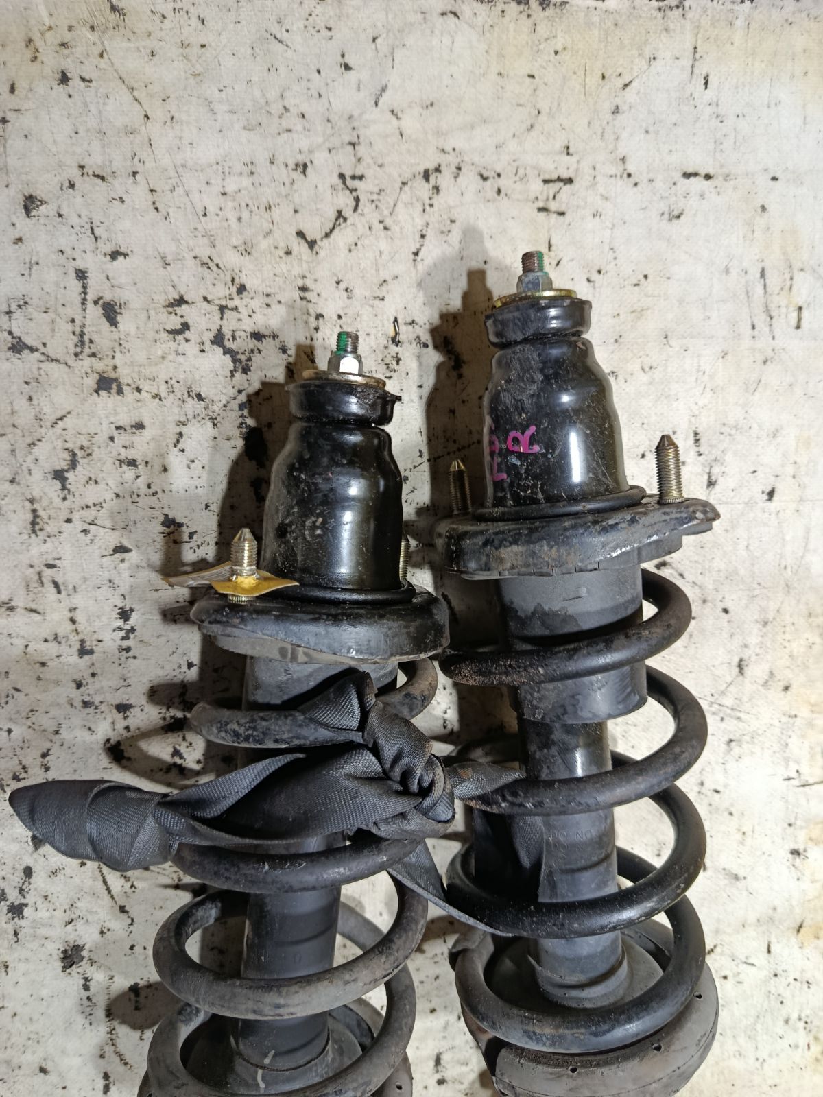 Стойка амортизатора 19-173580, 27-K47-A, 313 769, 341463, 341488, 52610SKNG01, 52611-S9A-A03, 52611-S9A-A12, 52611-S9A-G02, 52611-S9A-N02, 52611-S9A-N03, 52611-S9E-T03, 52611-S9H-K01, 52611S9AA02, 52611S9AG04, 52611S9ET12, 52611SKNG01, 52620-S9A-A4, 52620S9AA03, 52620S9AA04, 52620S9AA12, CR-049-2139, CR-049R-RD4, CR8824, SJ-049-2139, SST0025, ST-049-2139, ST-049R-RD4 на Honda Cr-V RD5 K20A Фото 3