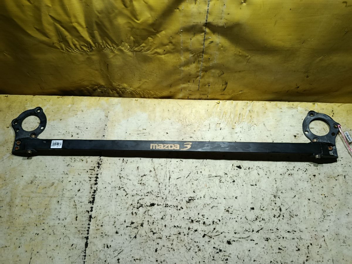 Жесткость на стойки на Mazda 3 BK5P Фото 1