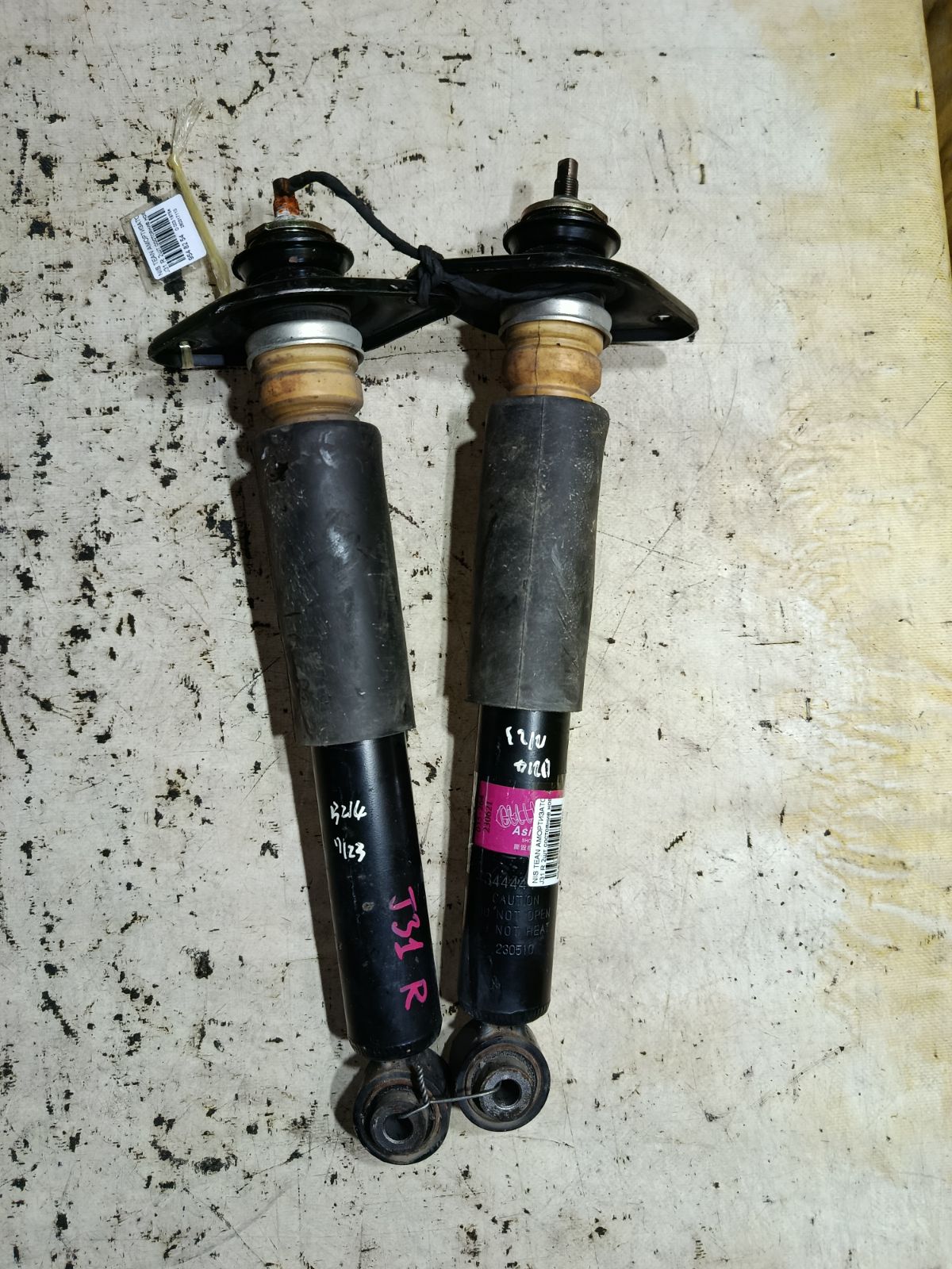 Амортизатор 344444, 562002YA06, 562002YA16, 562009W000, 562009W201, 562009W211, 562102YA06, 562102YA16, 562109W000, 562109W201, 562109W211, 562109W225, 562109W226, SST0144 на Nissan Teana J31 Фото 1