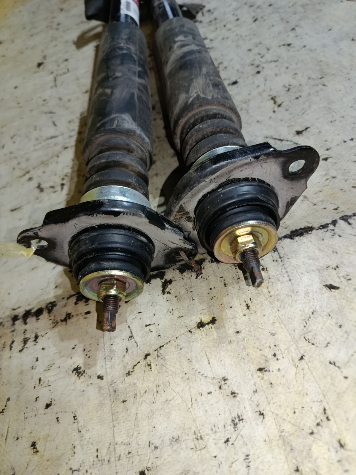 Амортизатор 343422, 56210-4N003, 56210-4N011, 56210-4N012, 56210-4N025, 56210-4N027, 56210-4N085, 56210-4N086, 56210-CX000, 56210-CX025, CR-003R-C24, SJ-003R-C24, ST-003R-C24 на Nissan Serena TC24 Фото 3