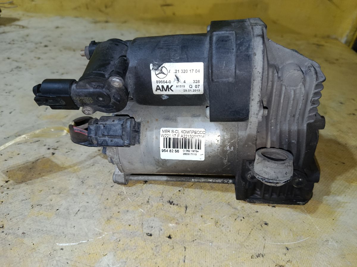 Компрессор подвески A2213201704 на Mercedes-Benz S-Class W221.173 Фото 2
