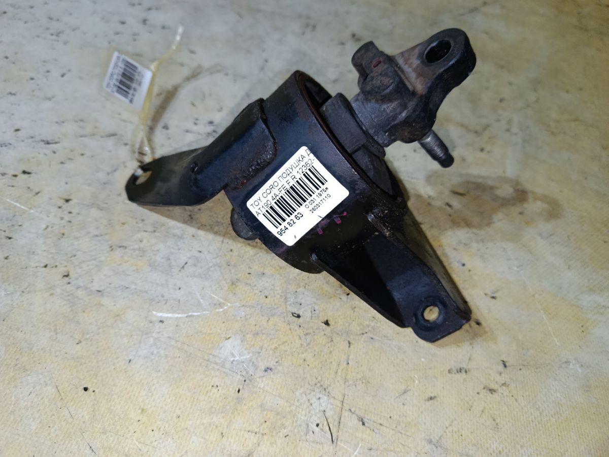 Подушка двигателя 12362-16300, 12305-16040, 12305-16042, 12305-16120 на Toyota Corona AT190 4A-FE Фото 1