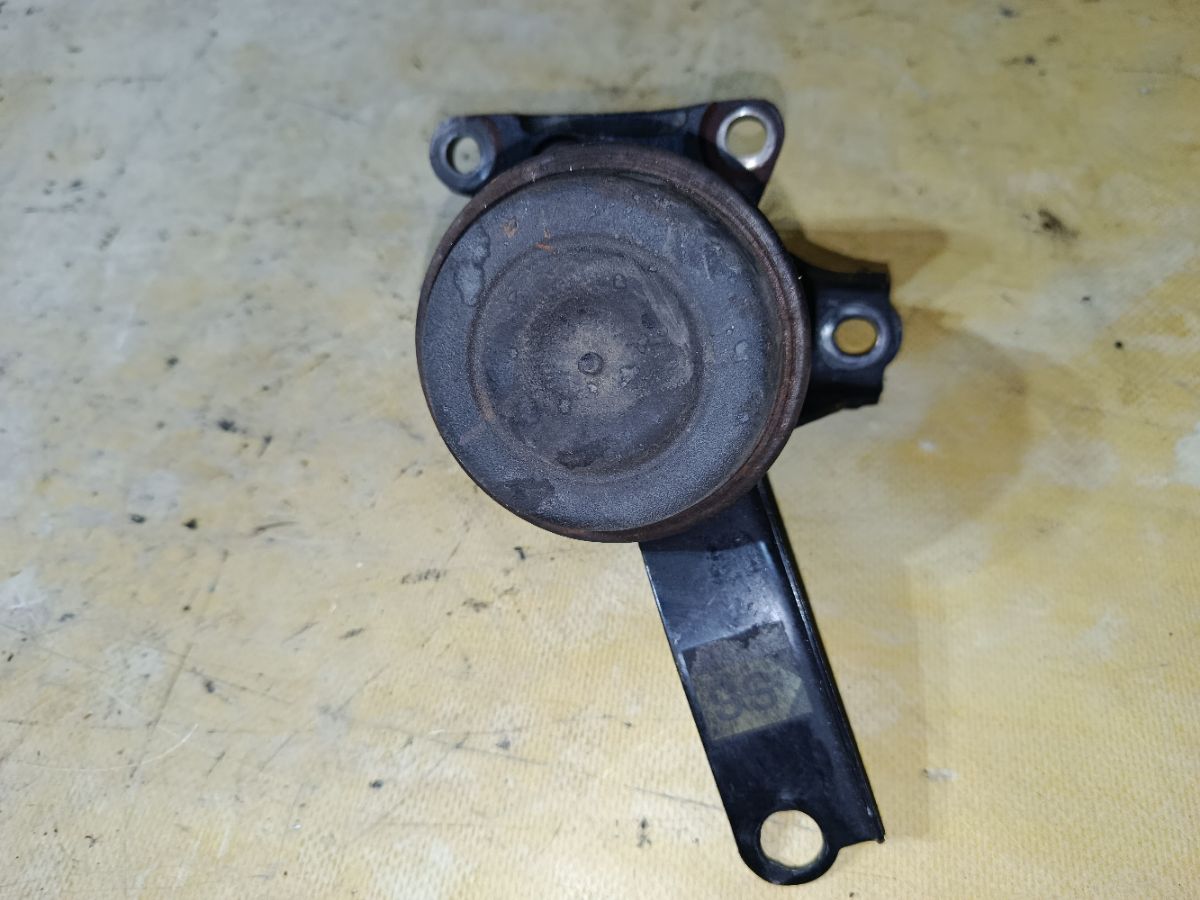 Подушка двигателя на Toyota Corona Premio ST210 3S-FE Фото 2