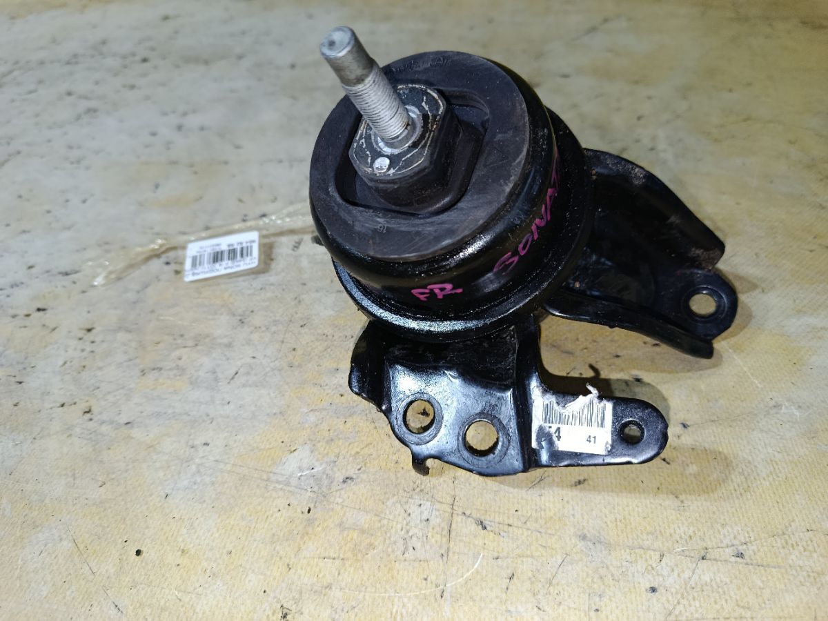 Подушка двигателя на Hyundai Sonata YF G4KE Фото 2