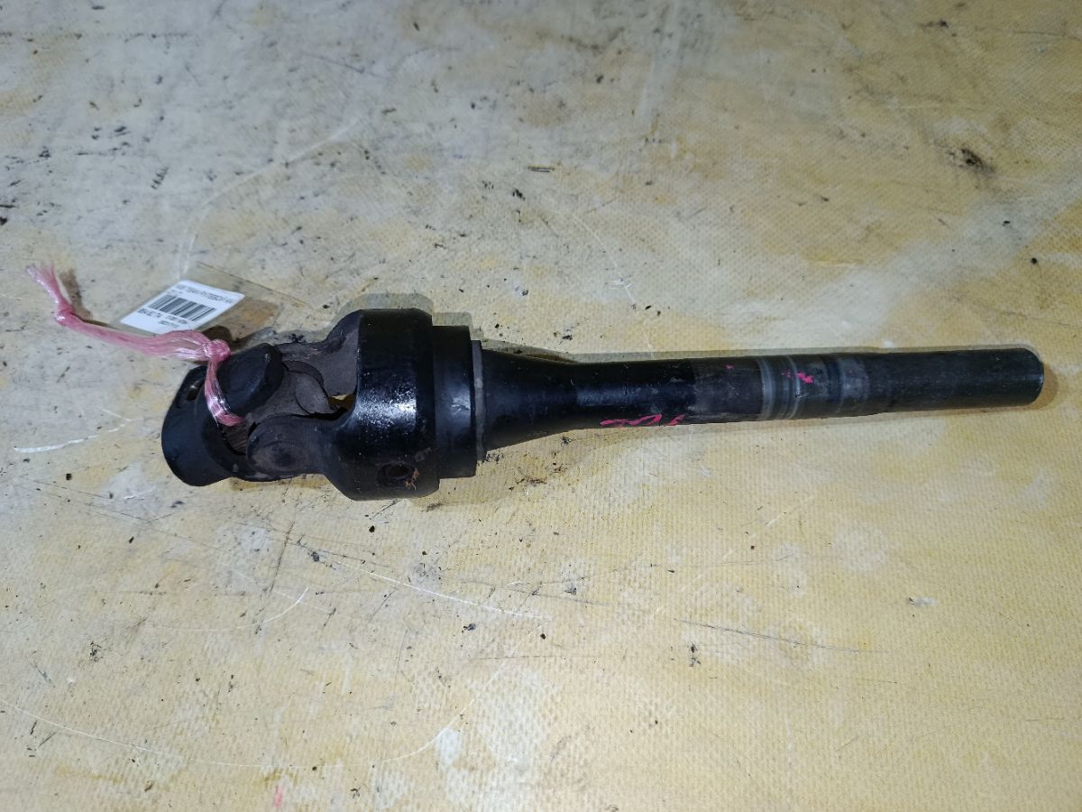 Рулевой карданчик на Nissan Teana J31 Фото 1