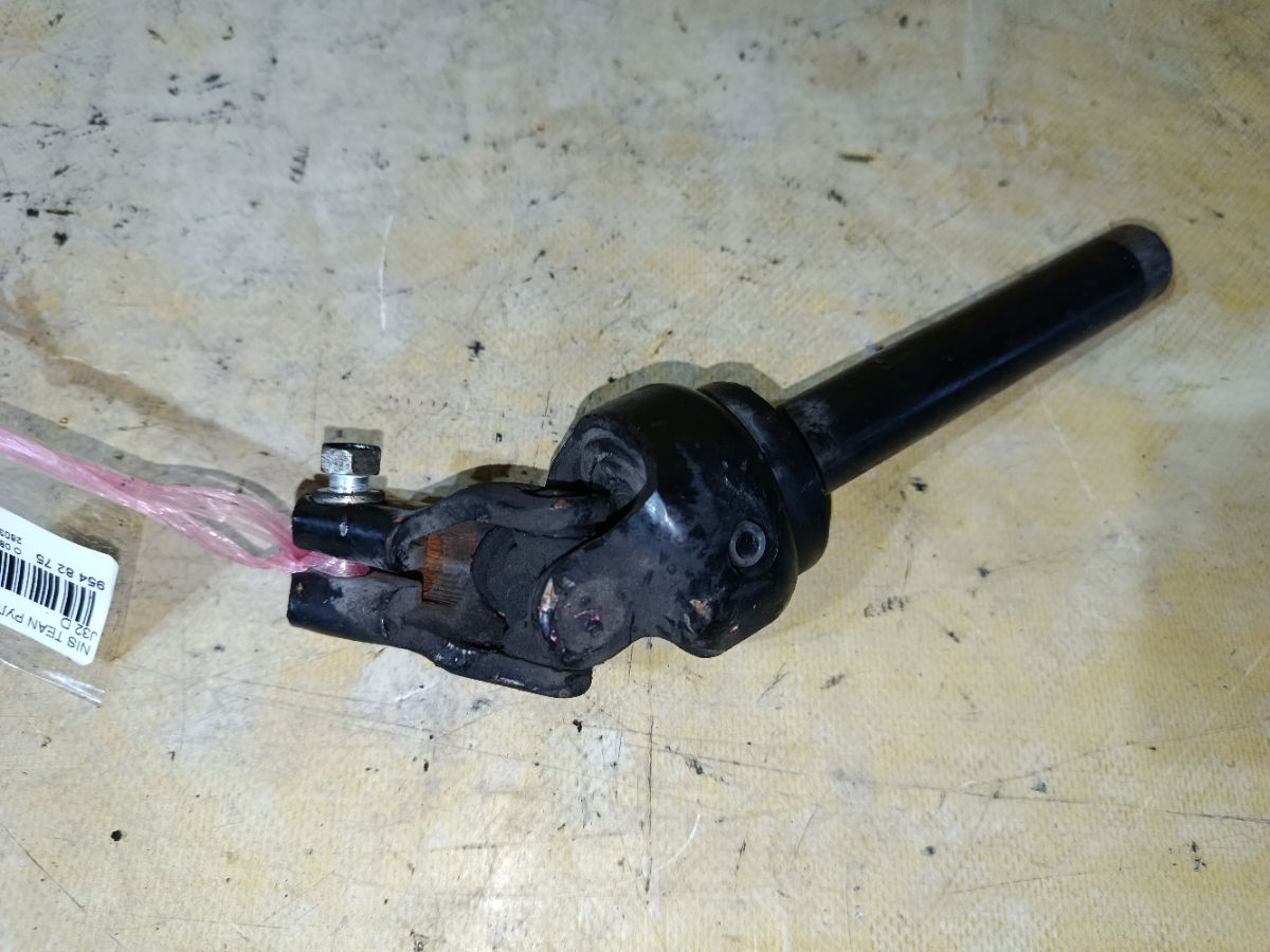Рулевой карданчик на Nissan Teana J32 Фото 1