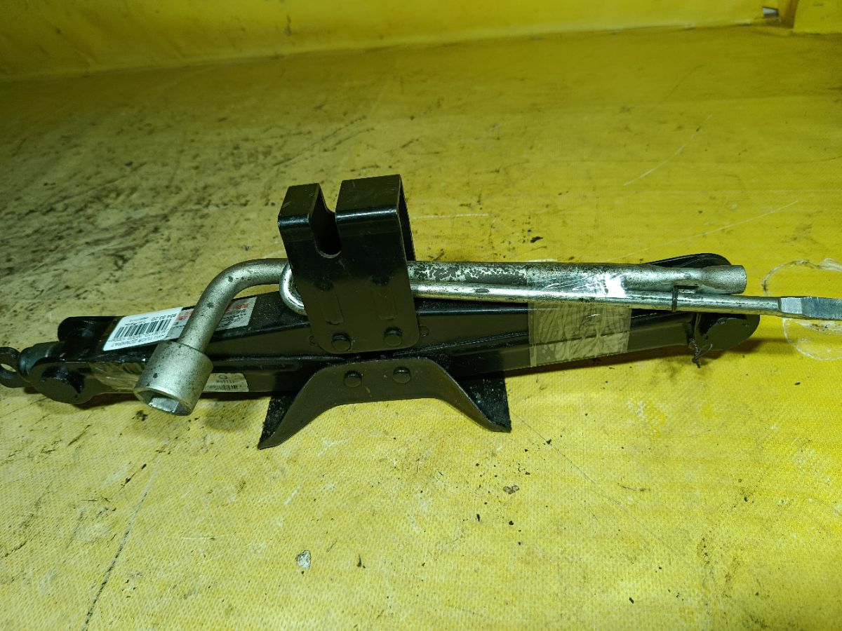 Домкрат 09110-JM000 на Hyundai Tucson 1 JM Фото 2