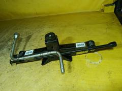 Домкрат на Ssangyong Actyon Sports