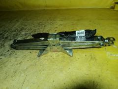 Домкрат на Honda Cr-V RD5