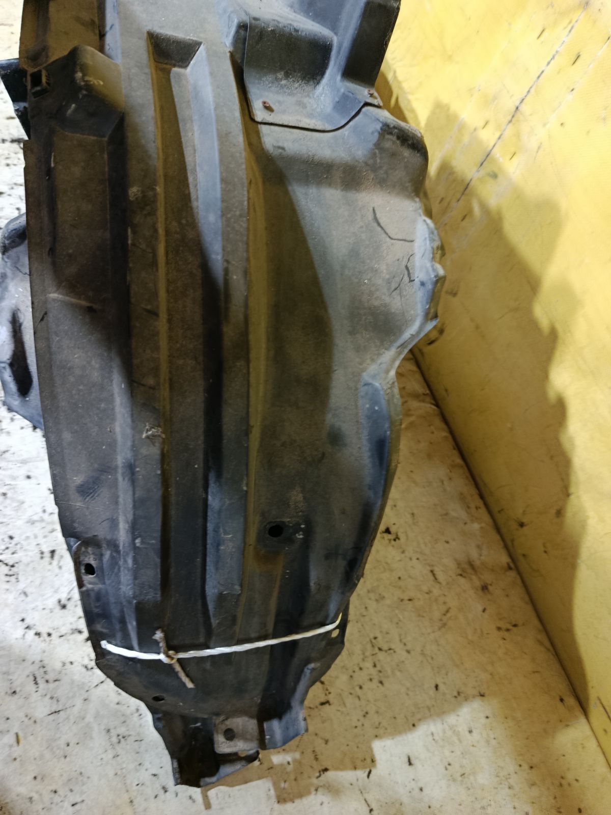 Подкрылок на Nissan X-Trail NT30 QR20DE Фото 3