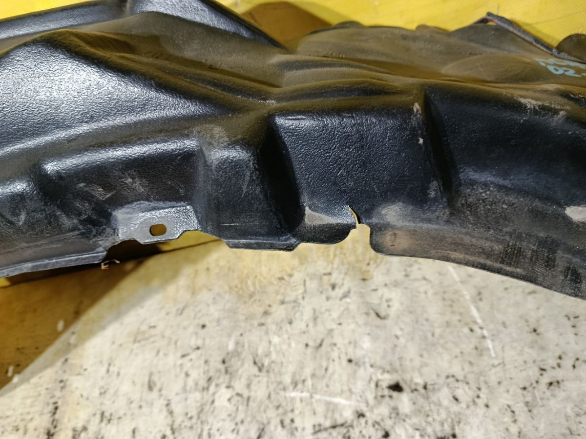 Подкрылок 53875-44060 на Toyota Ipsum ACM21W 2AZ-FE Фото 5