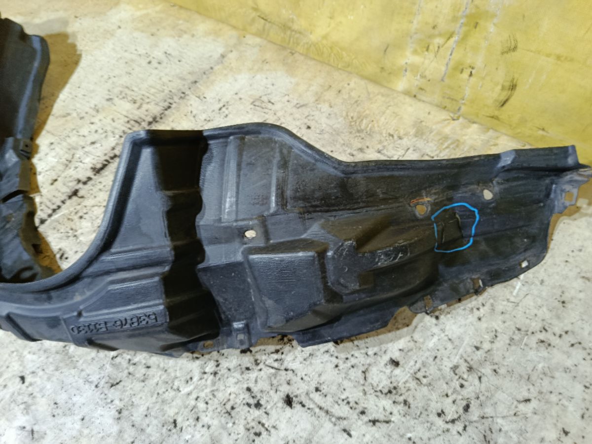 Подкрылок 53876-B1130 на Toyota Tank M900A 1KR-FE Фото 3