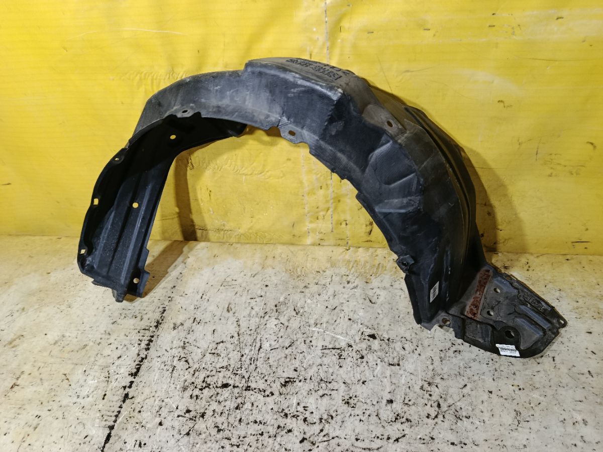 Подкрылок 53875-12070 на Toyota Corolla Axio NZE164 1NZ-FE Фото 1