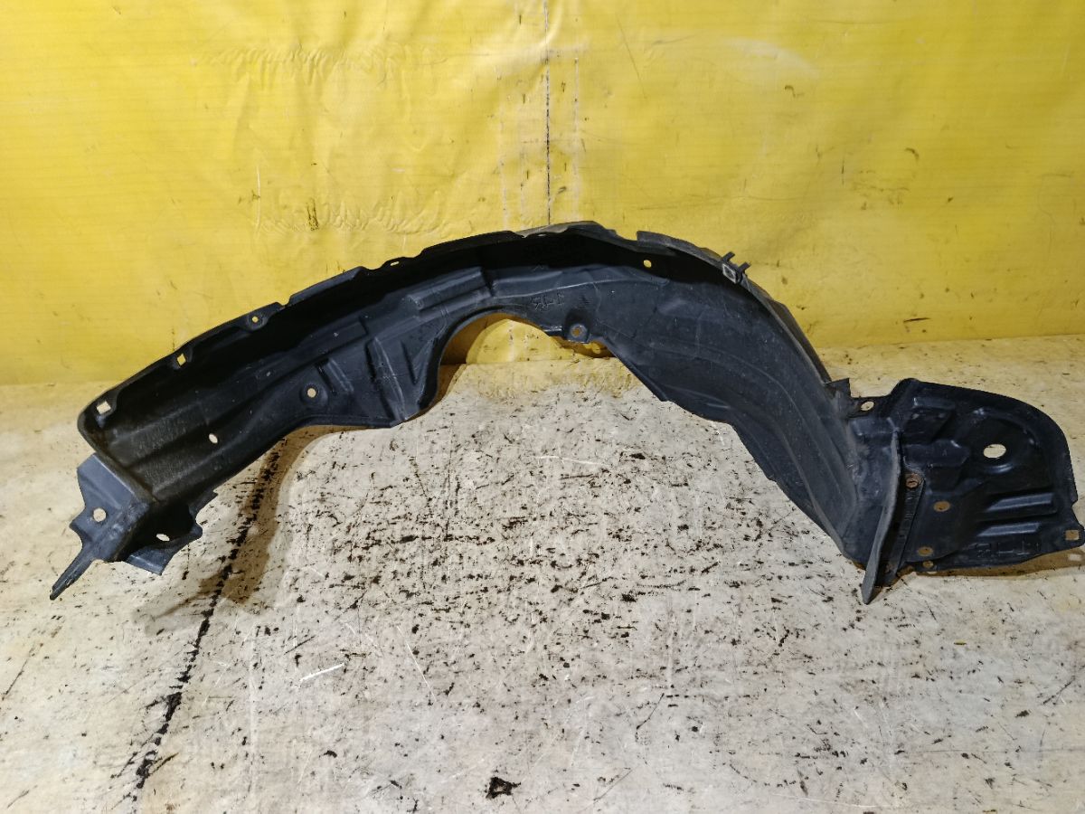 Подкрылок 53875-12070 на Toyota Corolla Axio NZE164 1NZ-FE Фото 5