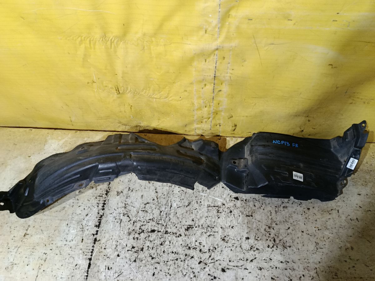 Подкрылок 53875-52012, 53875-52010, 53875-52011, 915.TY11136R, 915.TY11137R, LT-TY6078 на Toyota Vitz NCP13 1NZ-FE Фото 1