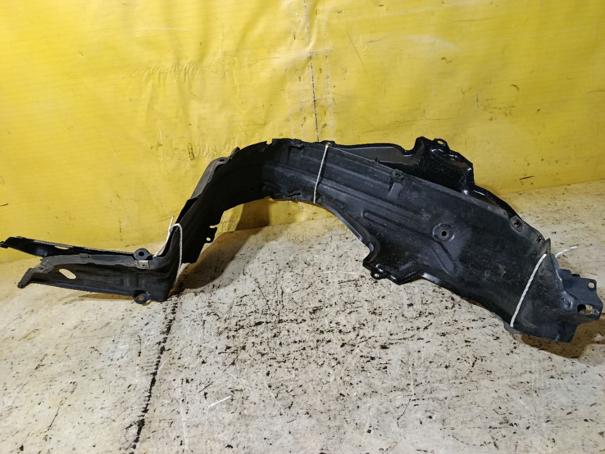 Подкрылок 63842-WD000, 63843-WD000 на Nissan Ad Van VFY11 QG15DE Фото 4