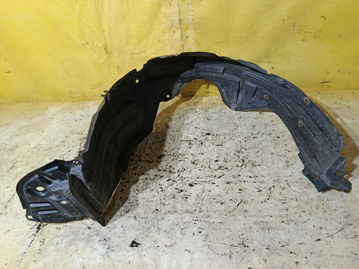 Подкрылок 53876-12550 на Toyota Corolla Fielder NZE164G 1NZ-FE Фото 4