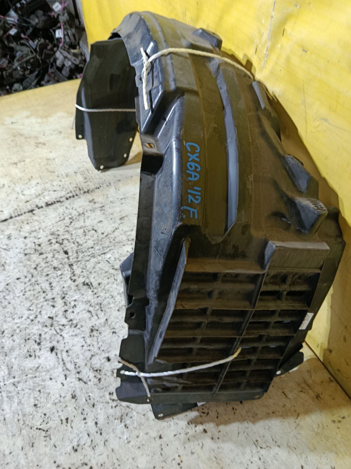 Подкрылок 5370A440, 5370A439 на Mitsubishi Galant Fortis CX6A 4J10 Фото 2