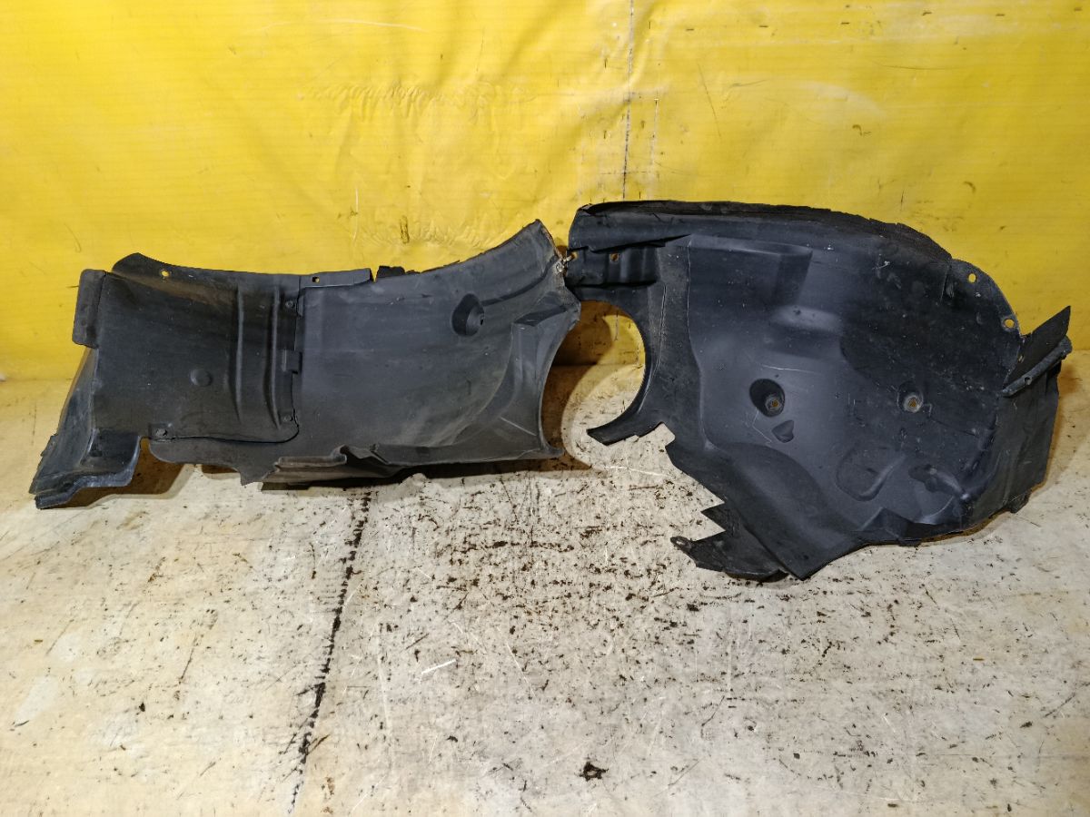 Подкрылок A2038840522, A2038841122 на Mercedes-Benz C-Class Station Wagon S203.246 271.946 Фото 4