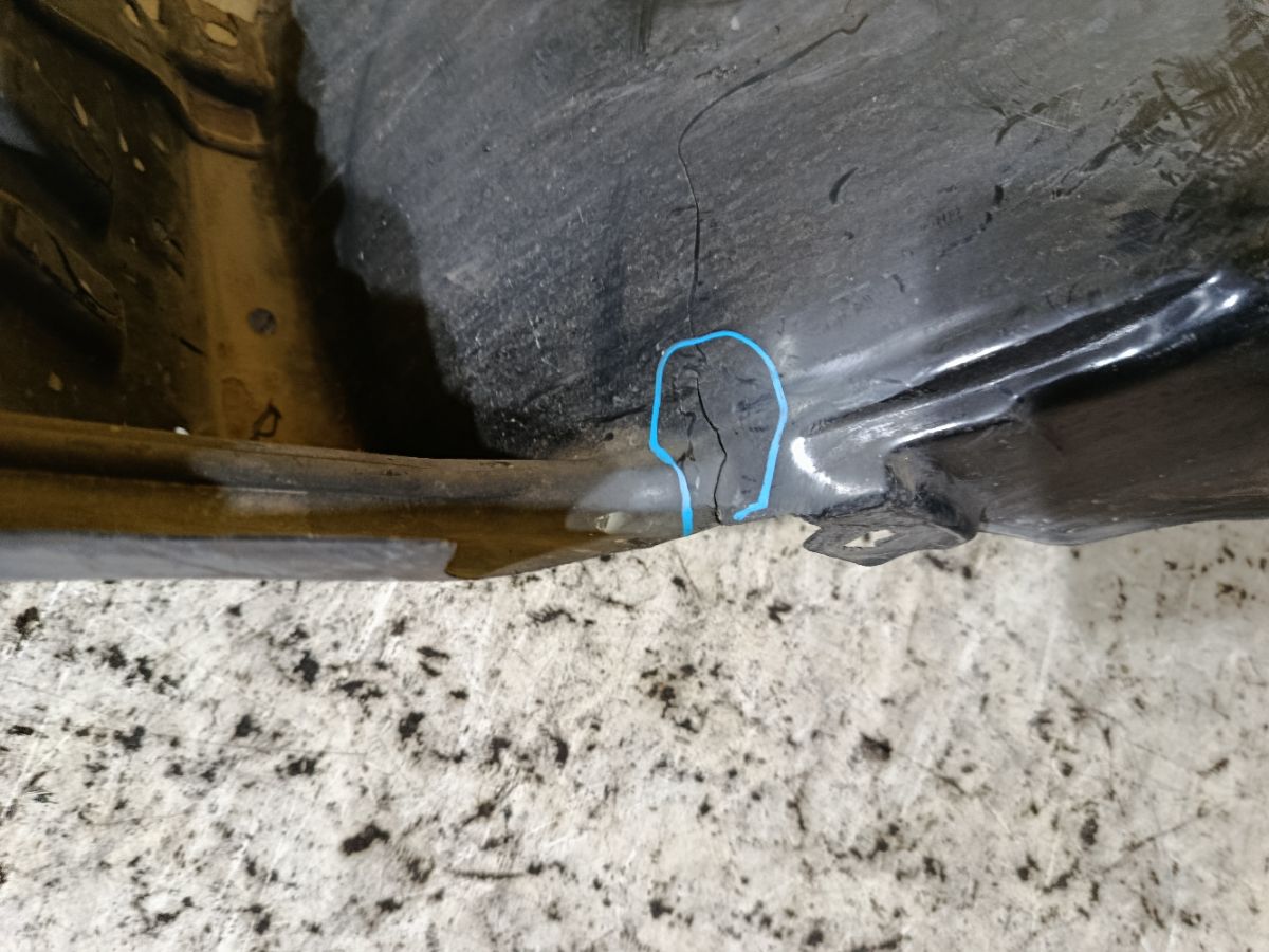 Подкрылок 59110AE000 на Subaru Legacy Wagon BH5 EJ20 Фото 4