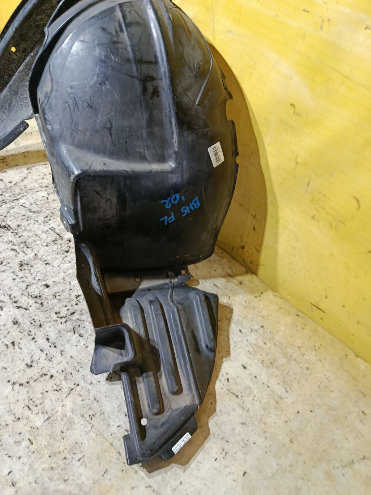 Подкрылок 59110AE010 на Subaru Legacy Wagon BH5 EJ20 Фото 2