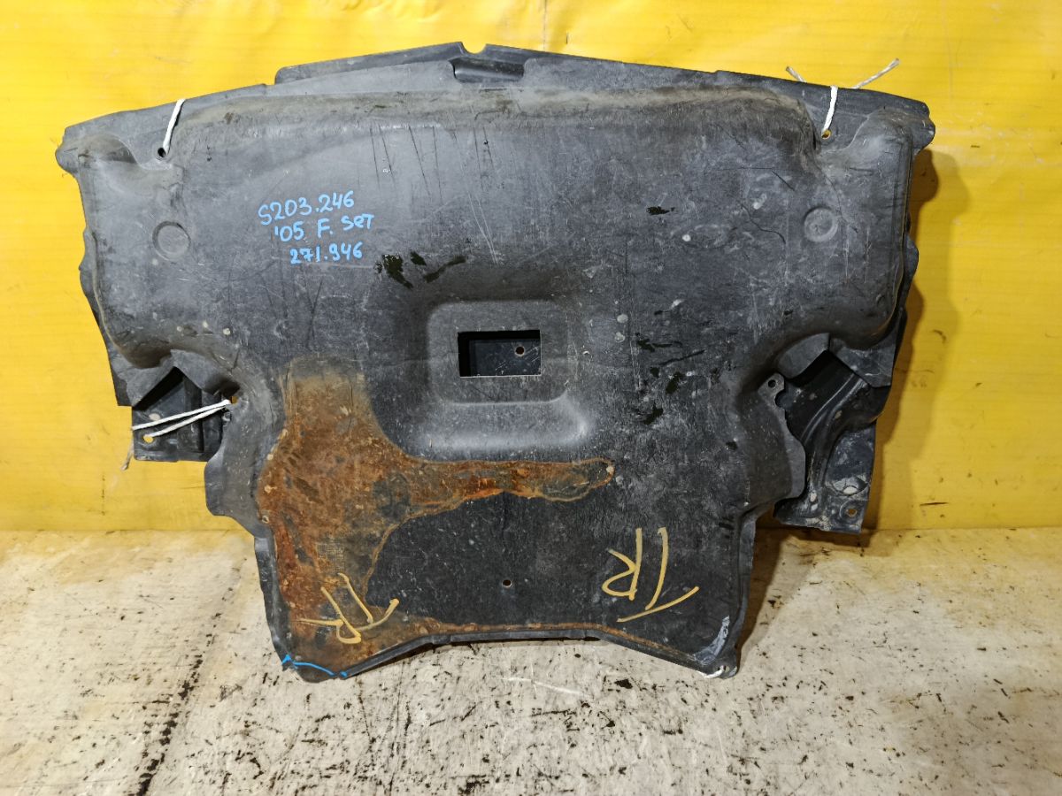 Защита двигателя A2035243630, A2035243230 на Mercedes-Benz C-Class Station Wagon S203.246 271.946 Фото 1