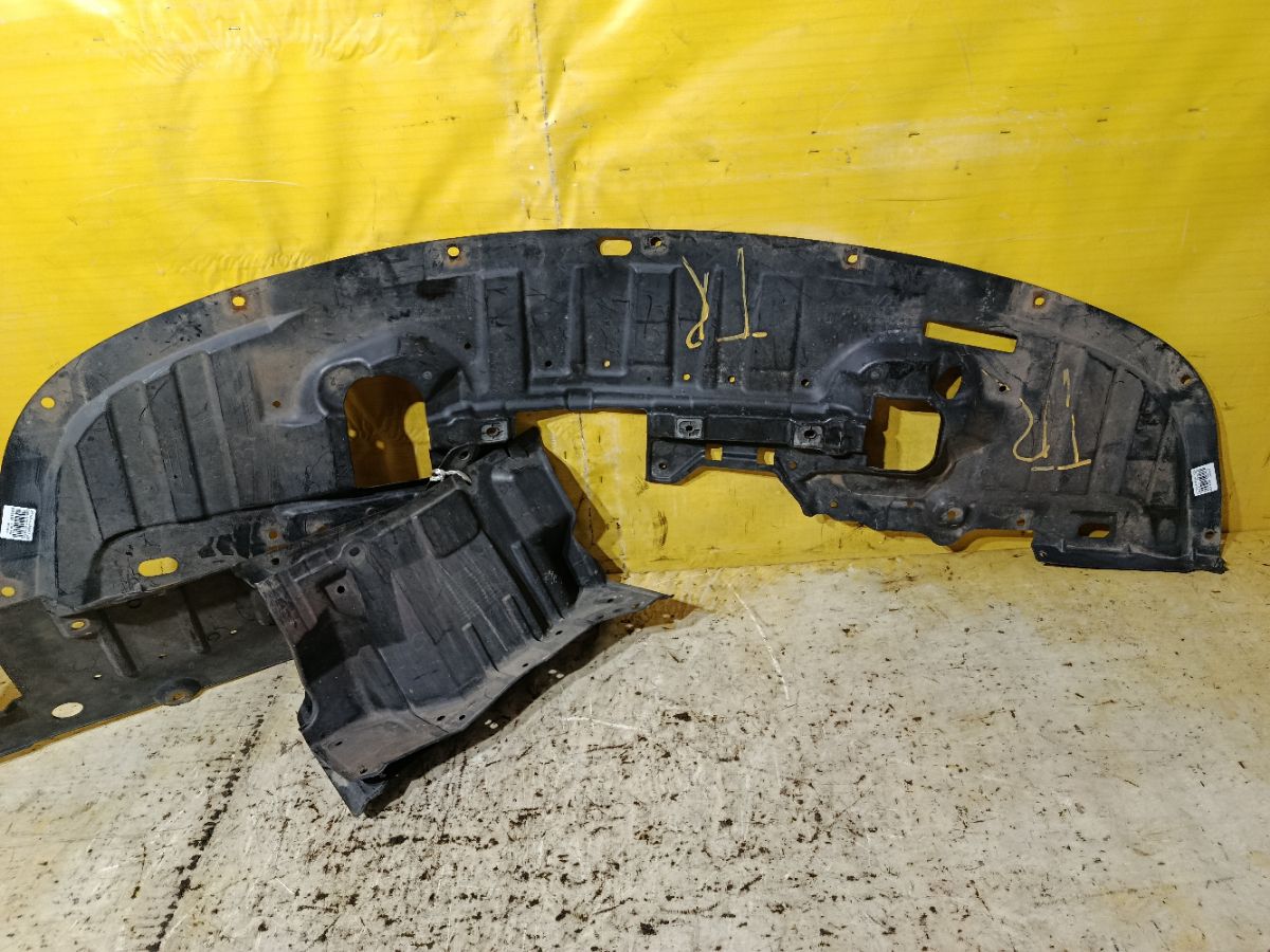 Защита двигателя 5379A539, 5370A311 на Mitsubishi Galant Fortis CX6A 4J10 Фото 3