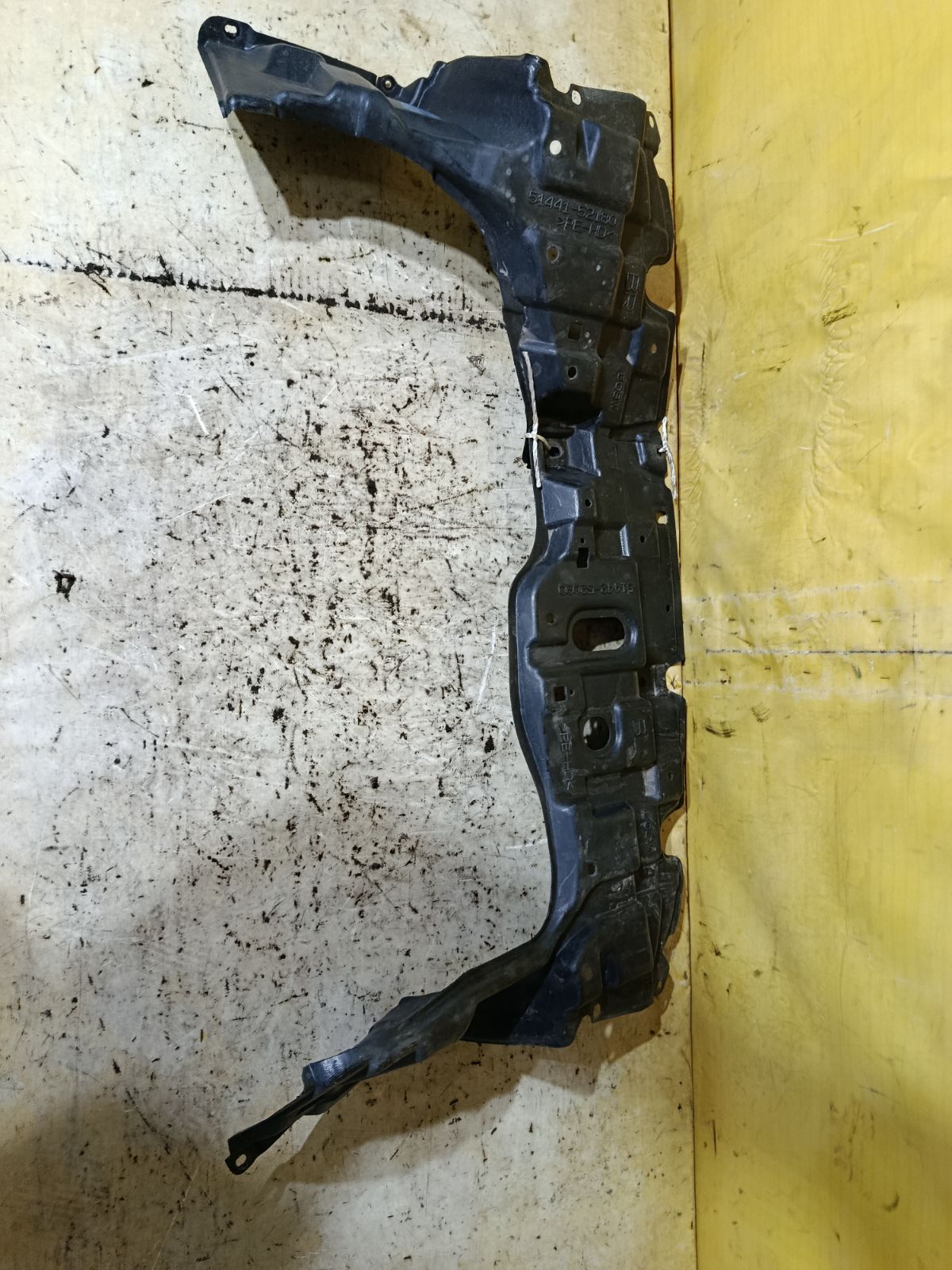 Защита двигателя 51442-52090, 51441-52180 на Toyota Corolla Axio NZE164 1NZ-FE Фото 2