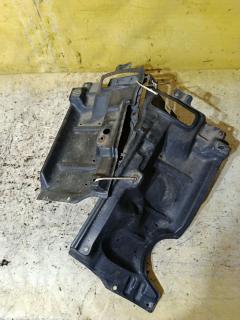 Защита двигателя 51441-20440, 51442-20560 на Toyota Premio AZT240 1AZ-FSE Фото 2