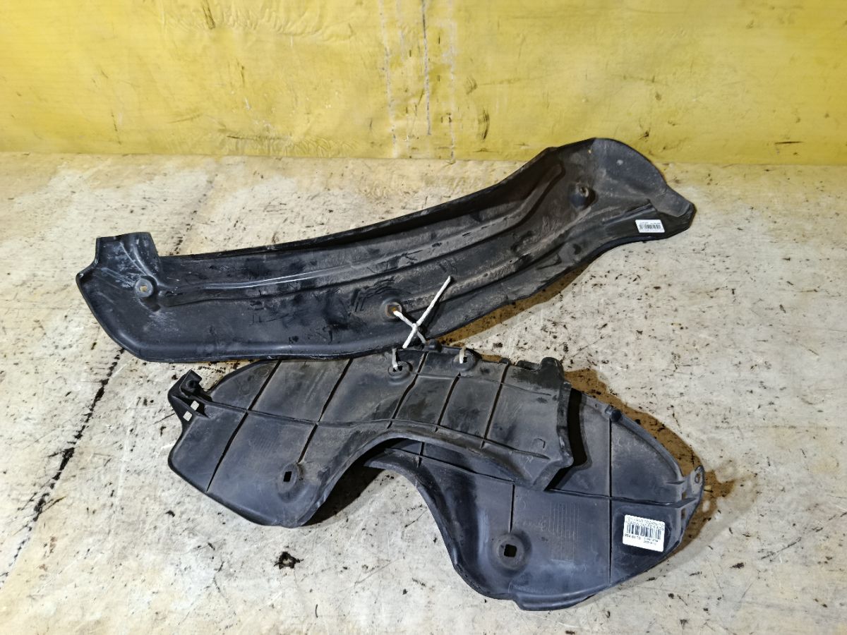 Подкрылок 52592-42060, 52591-42060, 77277-42070 на Toyota Vanguard ACA33W 2AZ-FE Фото 1