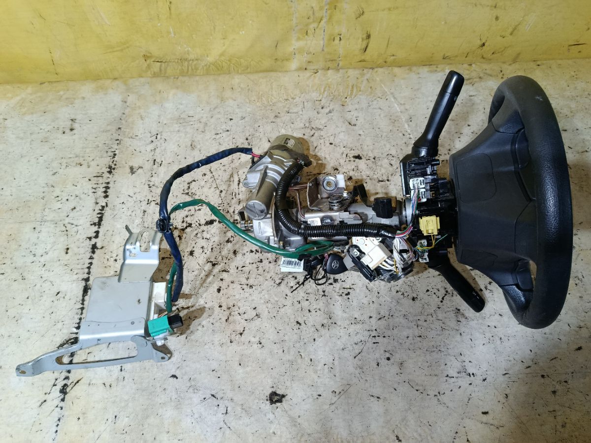 Рулевая колонка на Toyota Corolla Fielder NZE144G Фото 1