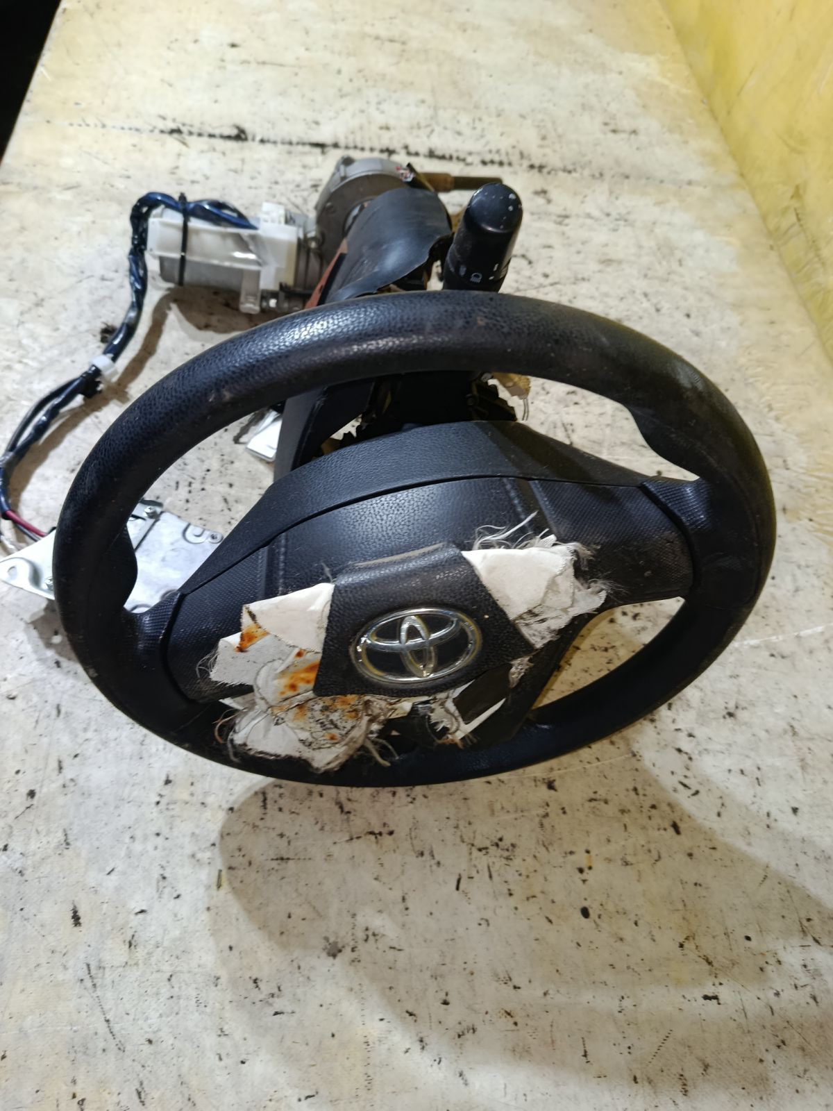 Рулевая колонка на Toyota Corolla Fielder NZE164G Фото 3