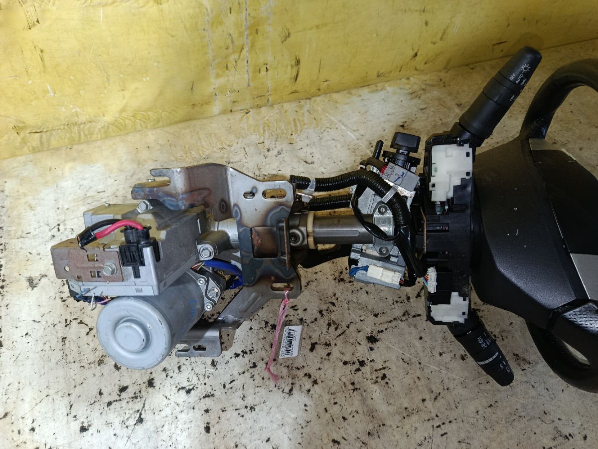 Рулевая колонка на Nissan X-Trail DNT31 Фото 5