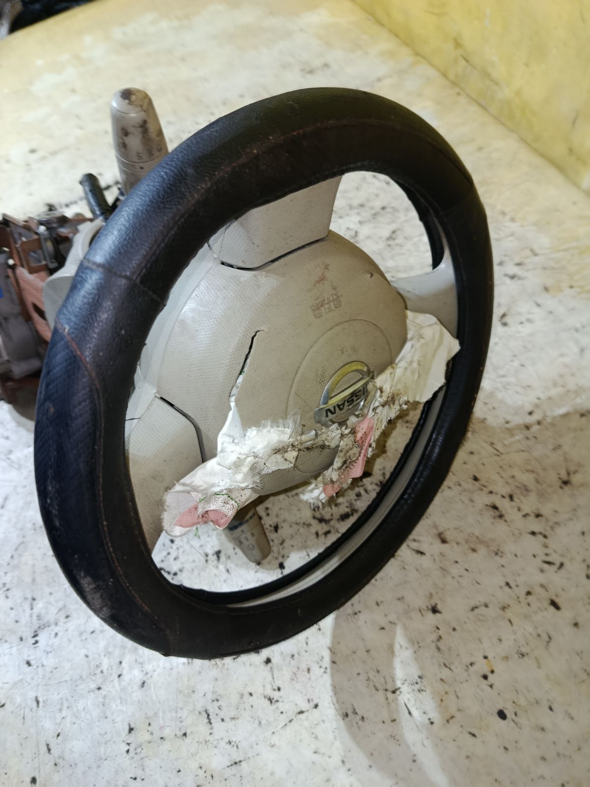 Рулевая колонка на Nissan March AK12 Фото 5