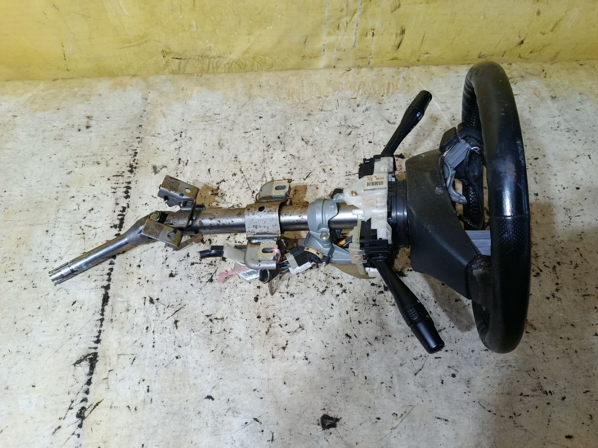 Рулевая колонка на Mitsubishi Lancer Cedia Wagon CS5W Фото 1