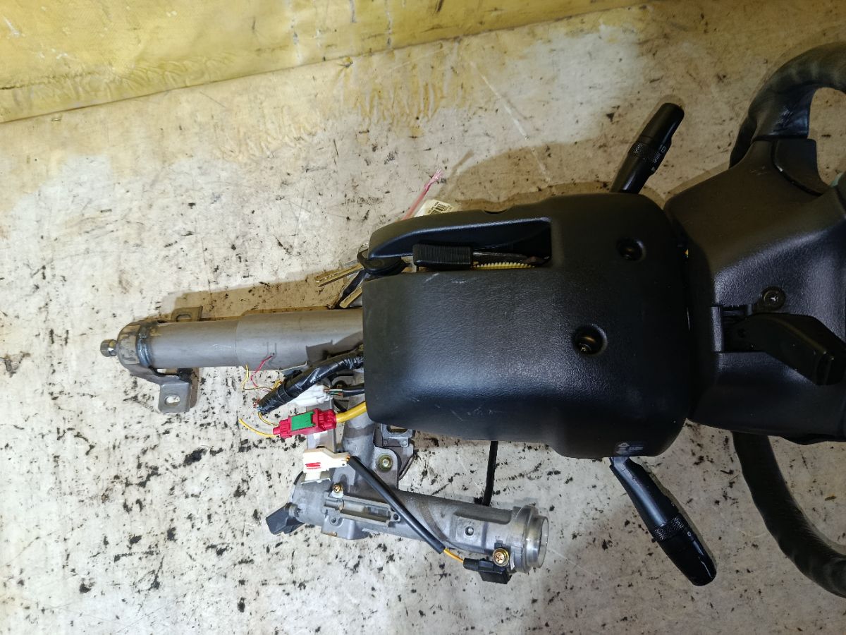 Рулевая колонка на Mitsubishi Diamante F34A Фото 5