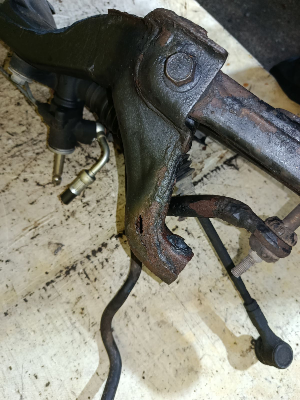 Рулевая рейка на Mitsubishi Lancer Cedia Wagon CS5W 4G93 Фото 9