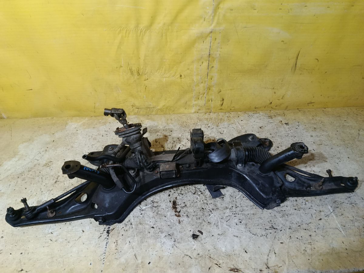 Рулевая рейка на Toyota Vitz NCP13 1NZ-FE Фото 1