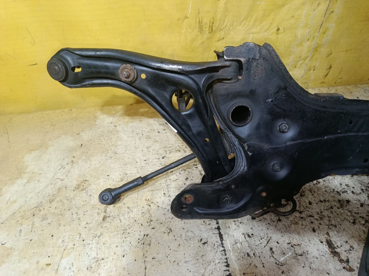 Рулевая рейка на Toyota Vitz NCP13 1NZ-FE Фото 9