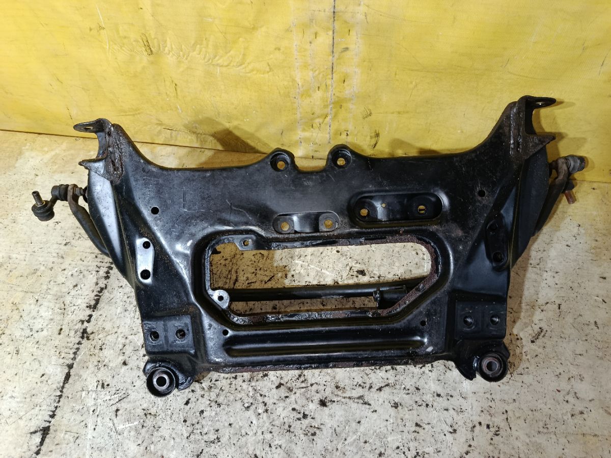 Балка под ДВС на Nissan X-Trail NT30 QR20DE Фото 5