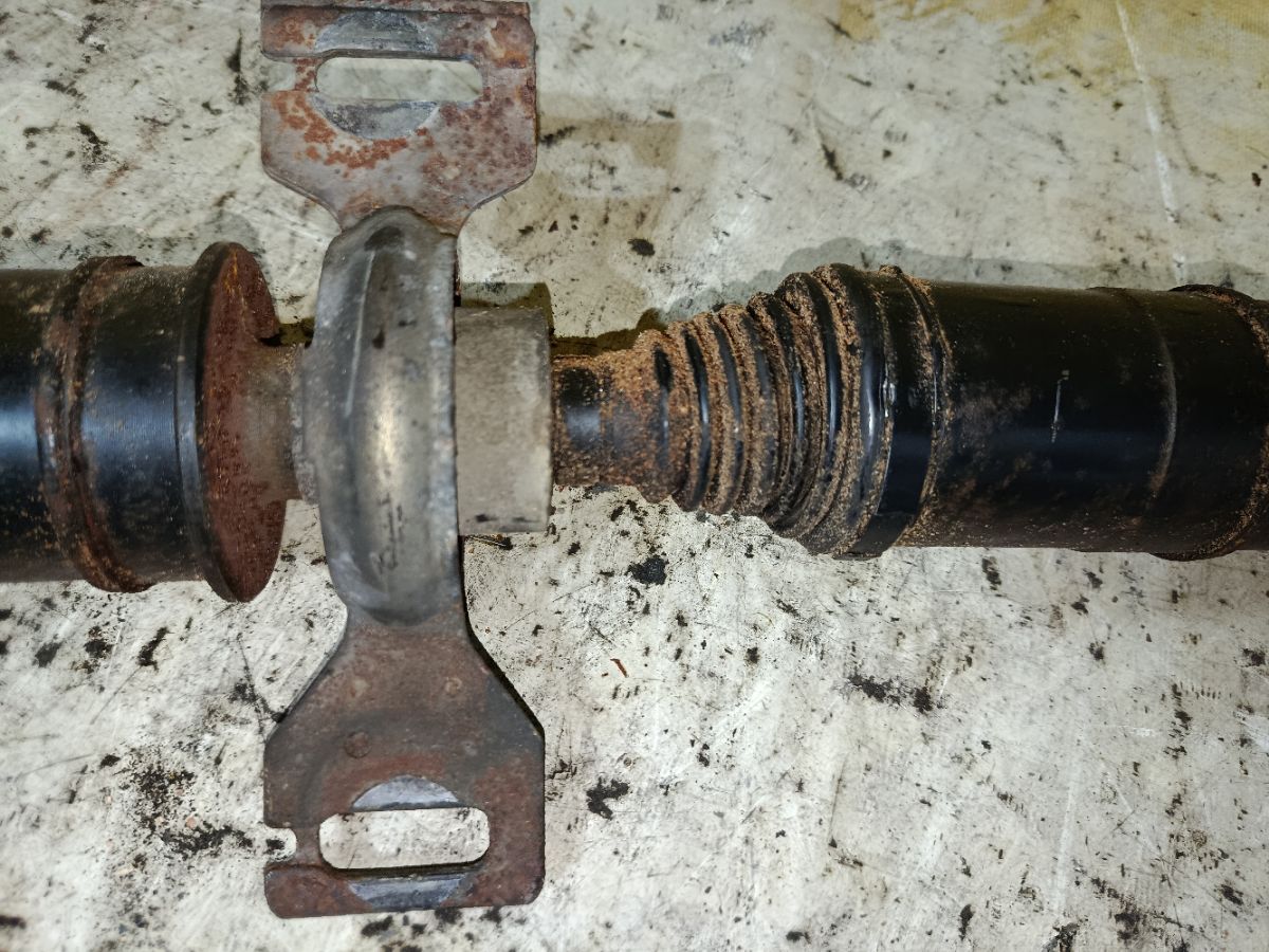 Кардан на Toyota Corolla Fielder NZE164G 1NZ-FE Фото 4