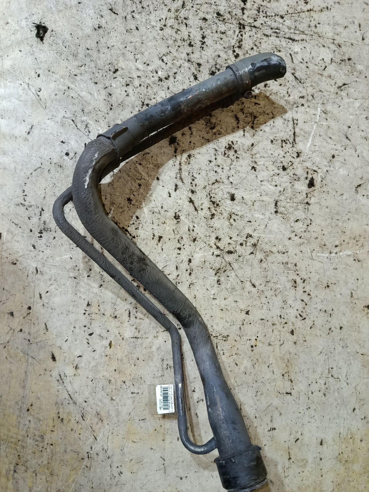 Заливная горловина топливного бака 77201-52050 на Toyota Vitz NCP13 1NZ-FE Фото 1