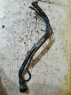 Заливная горловина топливного бака на Mitsubishi Pajero Io H76W 4G93