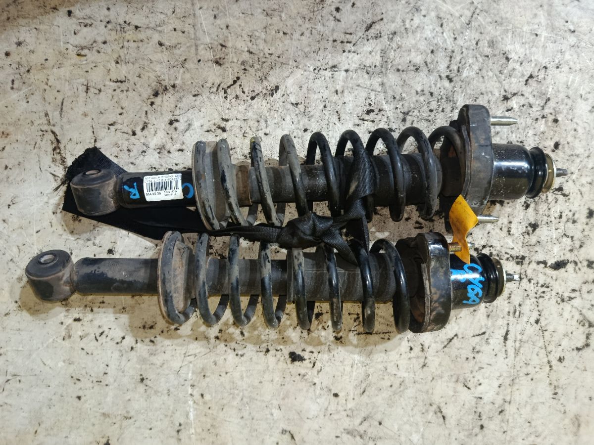 Стойка амортизатора 4162A207 на Mitsubishi Galant Fortis CY6A 4J10 Фото 1