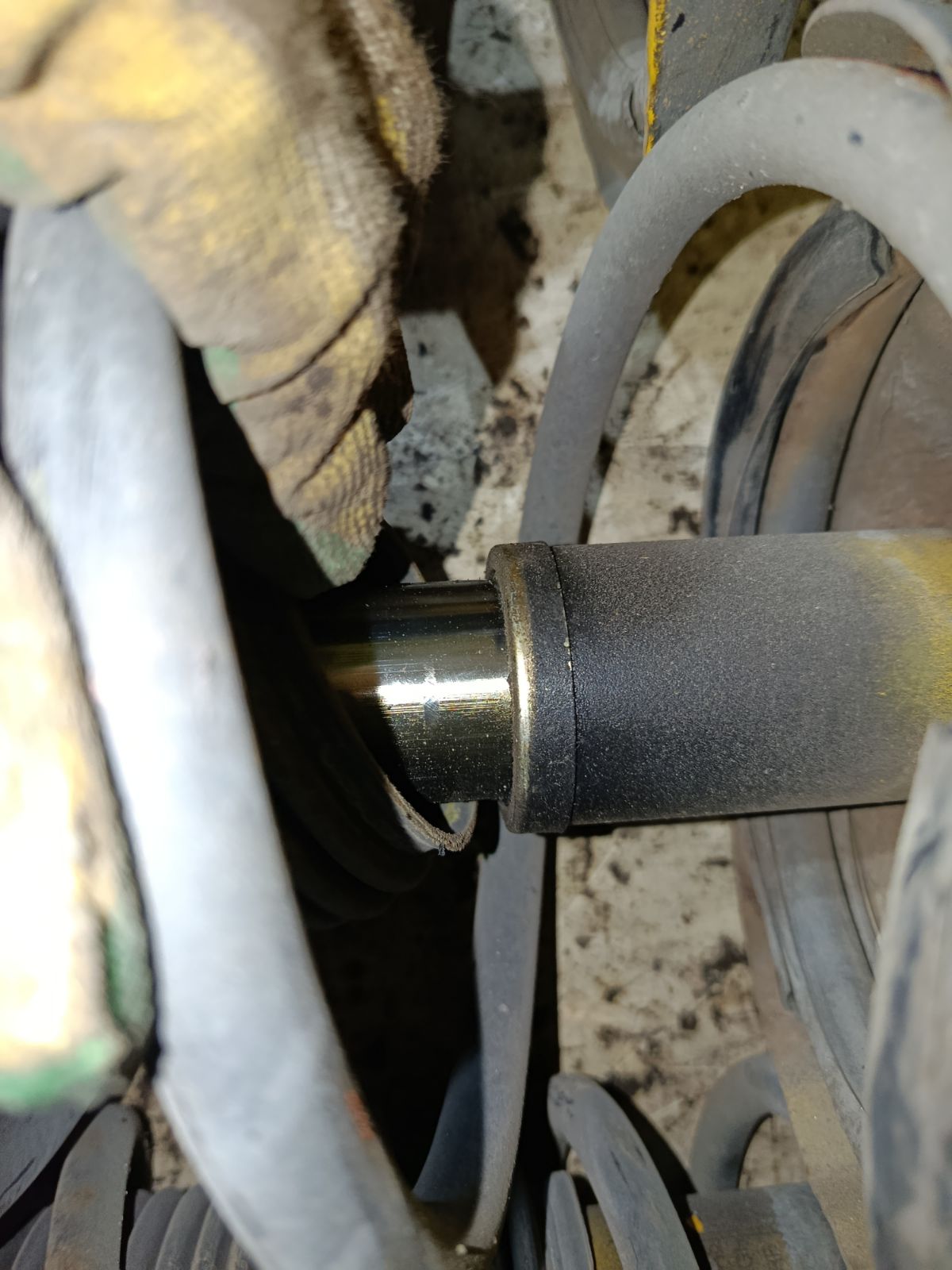 Стойка амортизатора на Subaru Legacy BL5 EJ20X Фото 8