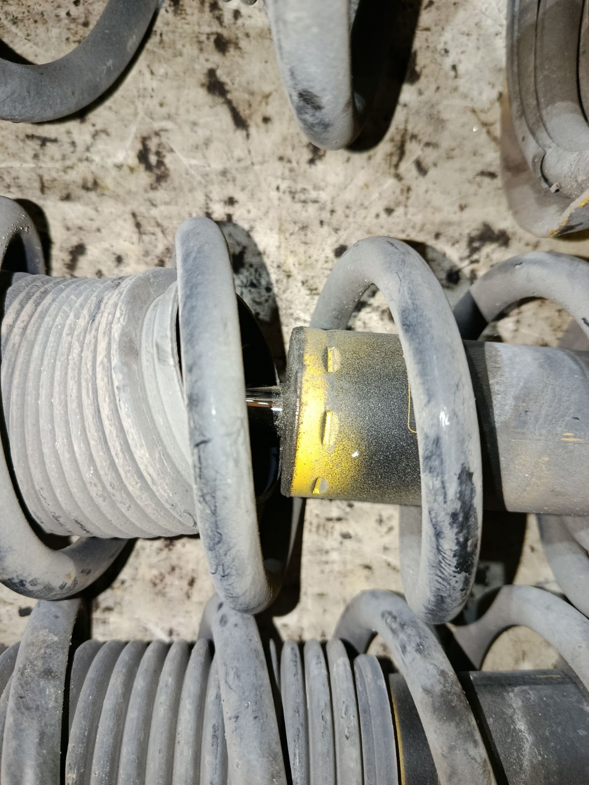 Стойка амортизатора на Subaru Legacy BL5 EJ20X Фото 9